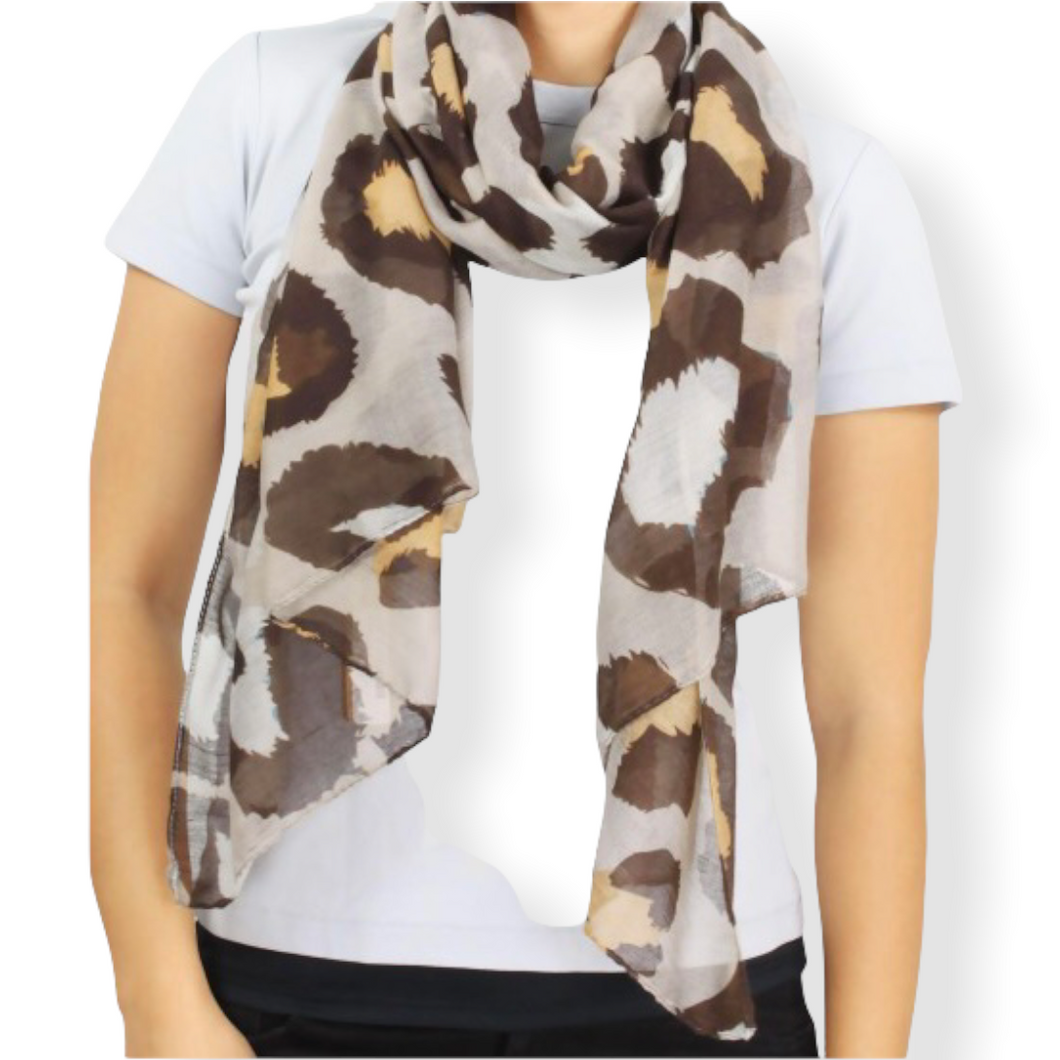 Lightweight Leopard Scarf